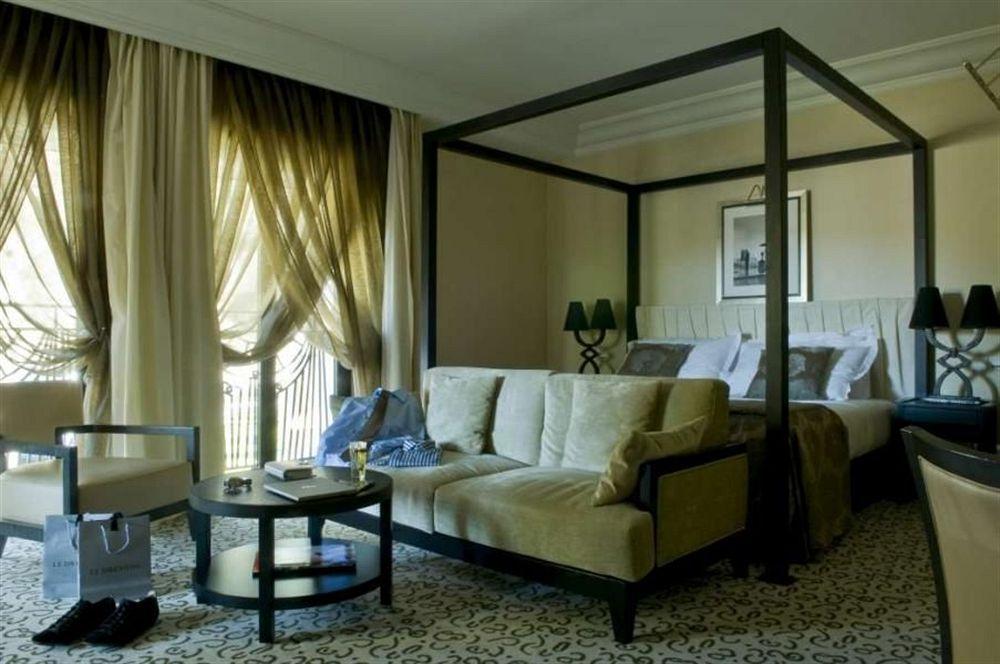 Hotel & Spa Le Pavillon Charbonnières-les-Bains Zewnętrze zdjęcie