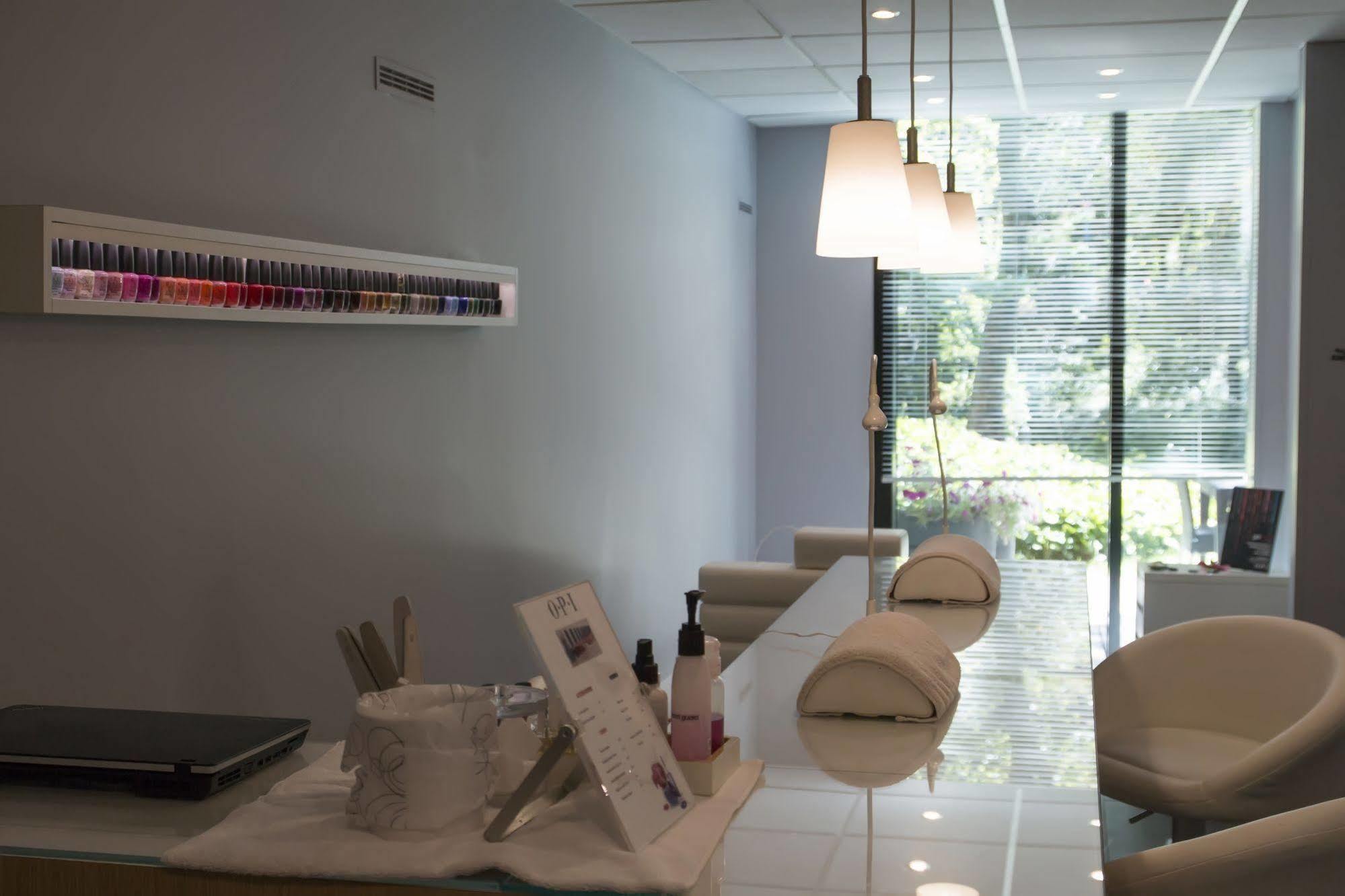Hotel & Spa Le Pavillon Charbonnières-les-Bains Zewnętrze zdjęcie
