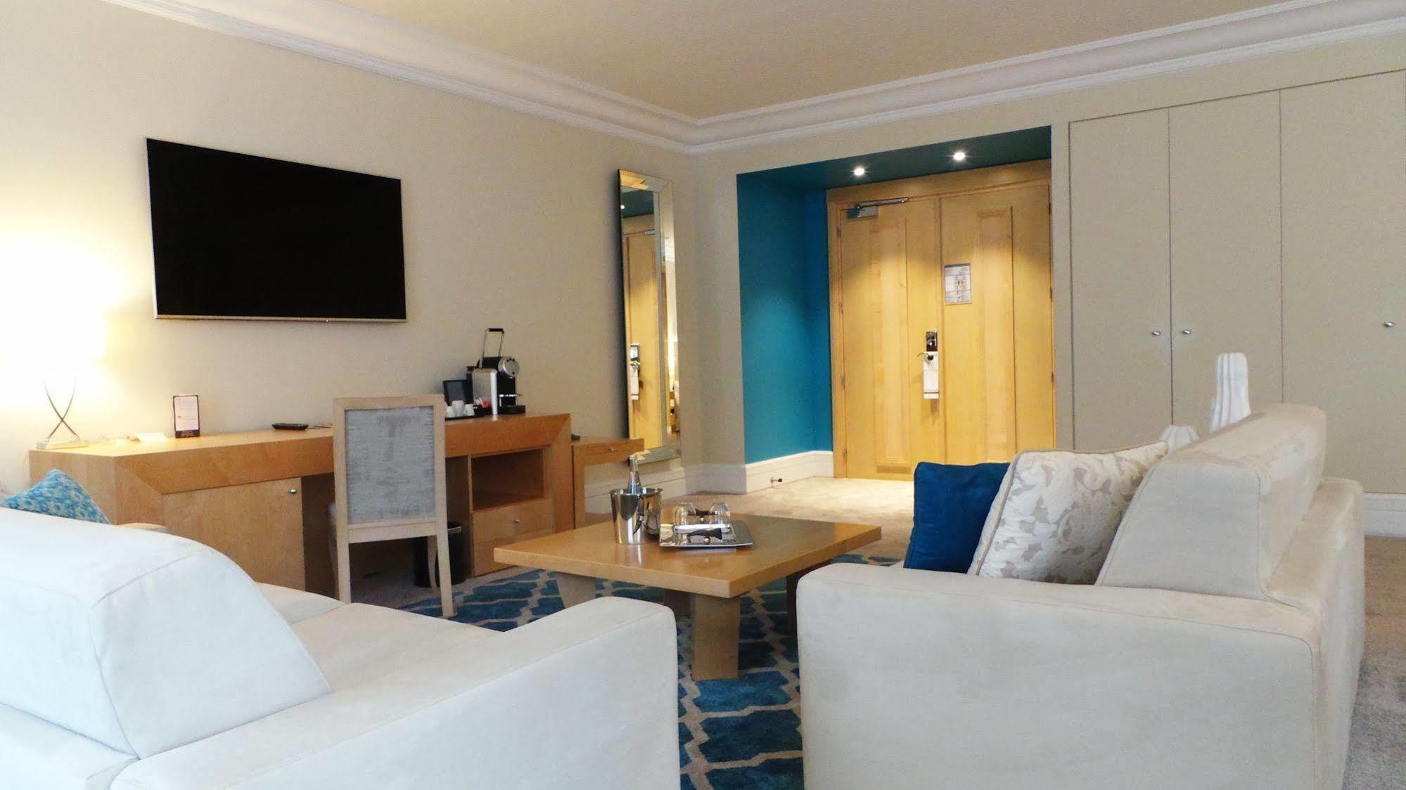 Hotel & Spa Le Pavillon Charbonnières-les-Bains Zewnętrze zdjęcie