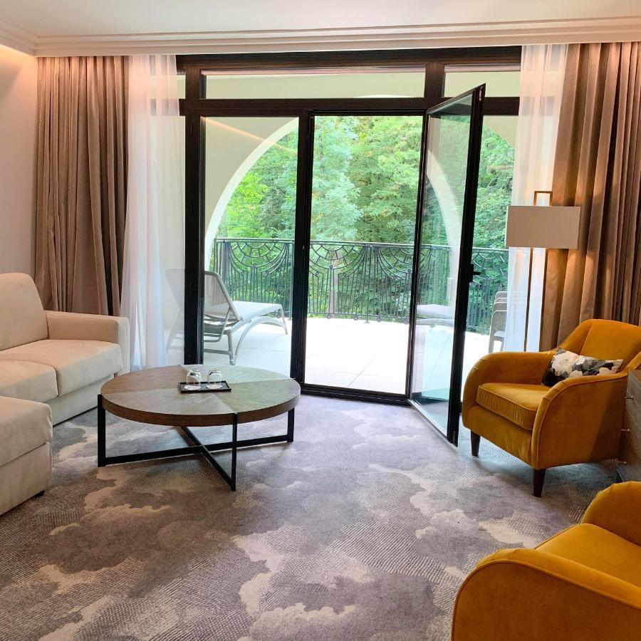 Hotel & Spa Le Pavillon Charbonnières-les-Bains Zewnętrze zdjęcie